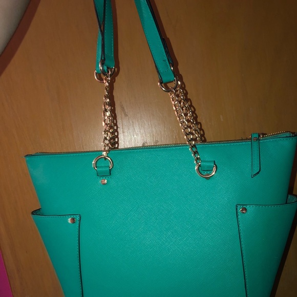 Purse - Picture 2 of 4